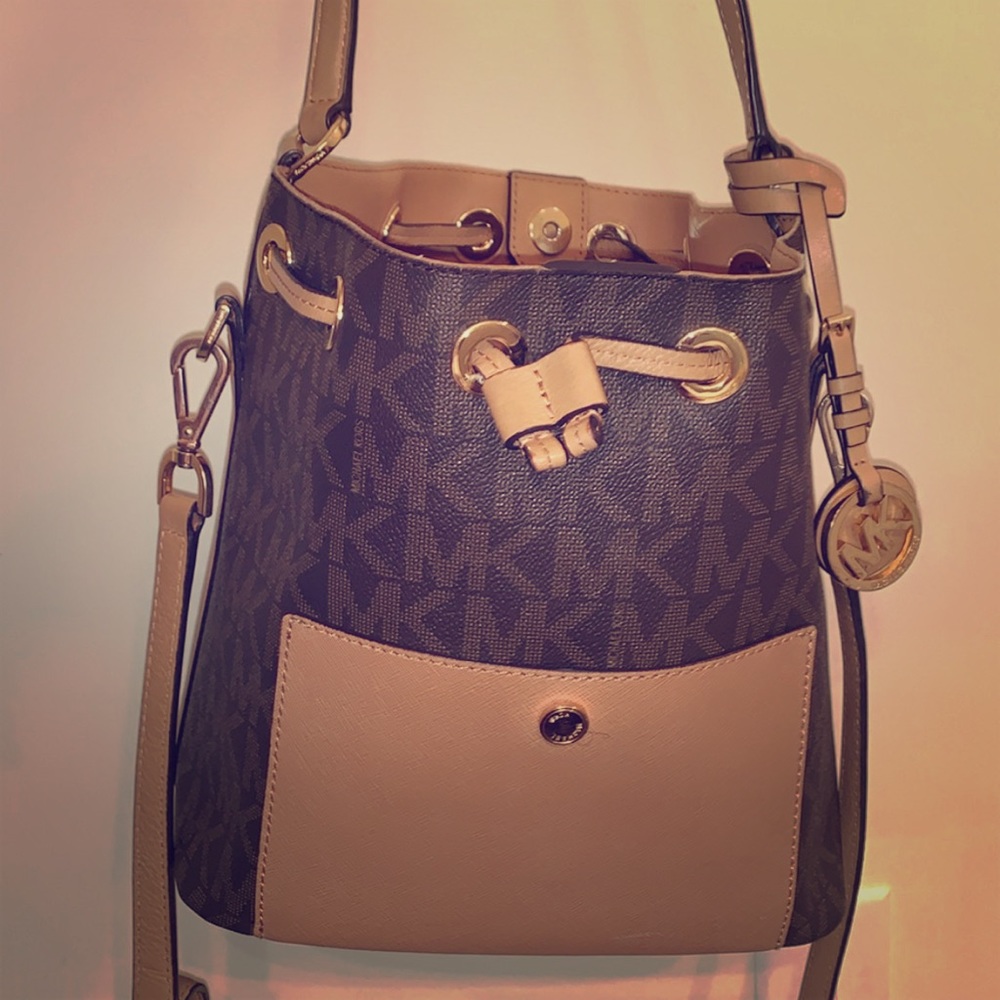 Mk Crossbody/Purse
